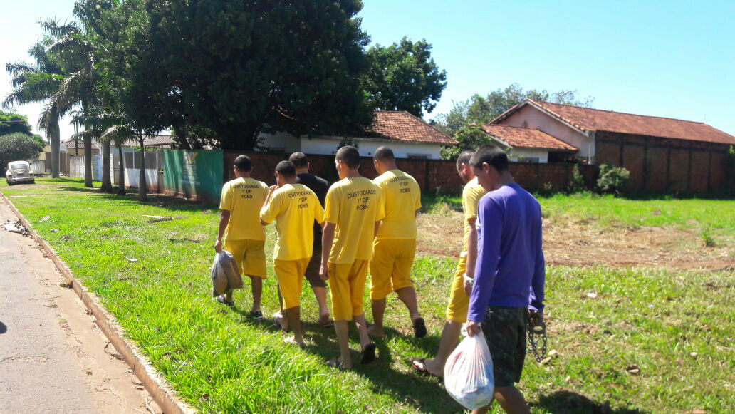 Policiais Civis de Ponta Porã tem escoltado presos a pé devido a falta de combustível nas viaturas / Foto: Divulgação