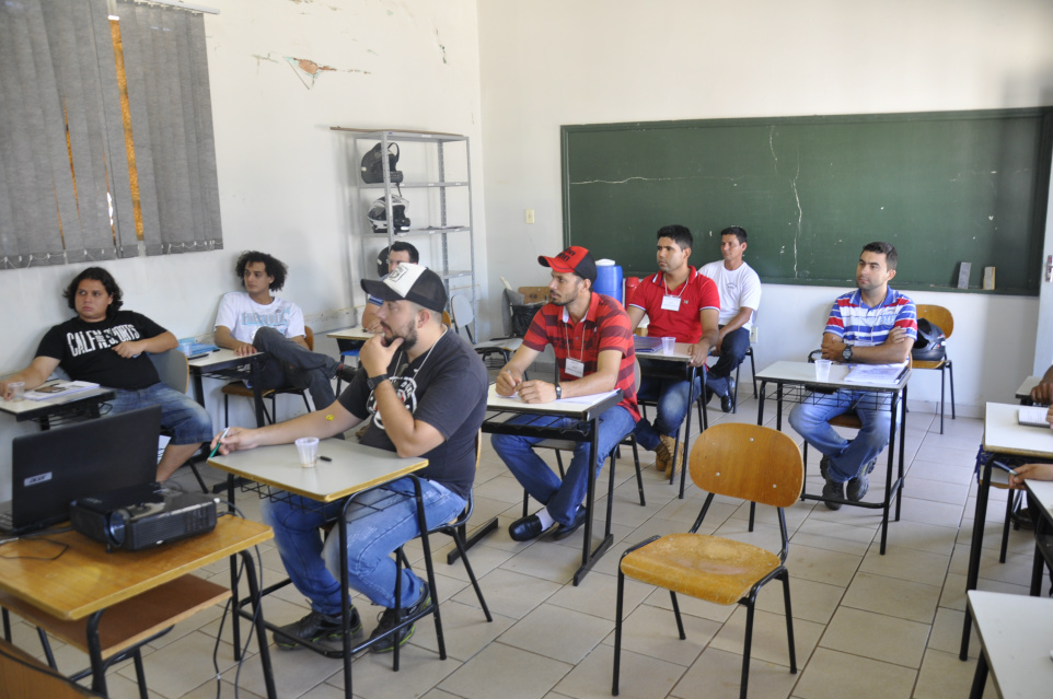 Novos Agentes de Saúde e Combate a Endemias são qualificados em Amambai Profissionais recebem qualificação com carga horária de 40 horas / Foto: Decom