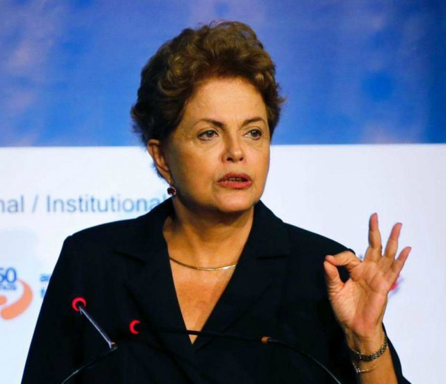 Dilma diz que internet não pode ser espaço de intolerância Pacto lançado hoje também prevê medidas de prevenção aos crimes digitais e de educação, com orientações para professores, pais e alunos sobre um ambiente digital seguro.