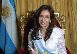Presidenta da Argentina é hospitalizada por estado febril