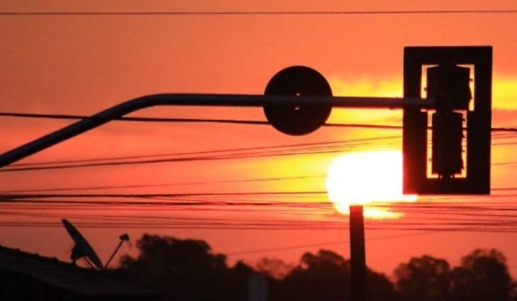 Clima desértico se mantém nesta quinta e população deve ficar atenta aos cuidado Foto: Edemir Rodrigues
