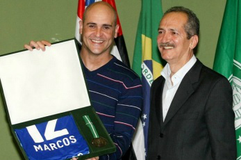 Aldo Rebelo e ex-goleiro Marcos são homenageados pelo Clube Palmeiras Aldo Rebelo e ex-goleiro Marcos são homenageados pelo Clube Palmeiras