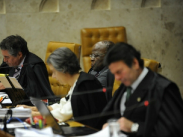 Pauta do STF terá temas polêmicos O Supremo também julgará os embargos infringentes, recursos que faltam ser apreciados na Ação Penal 470, o processo do mensalão