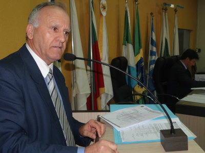 Vereadores de Amambai aprovam quatro projetos do executivo municipal Presidente do legislativo de Amambai, vereador Roberto Dias (PSDB) / Foto: Moreira Produções