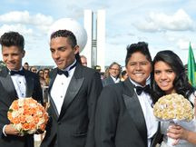STF: uniao estável e casamento são iguais para herança, incluindo homoafetivos Antes, pelo Artigo 1.790, considerado agora inconstitucional, o companheiro tinha direito somente a uma quota igual à que coubesse aos filhos comuns do casal / Foto: Divulgação