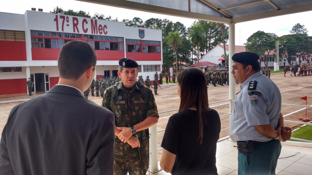 Coronel Janjar durante explanação para alguns dos convidados presentes.