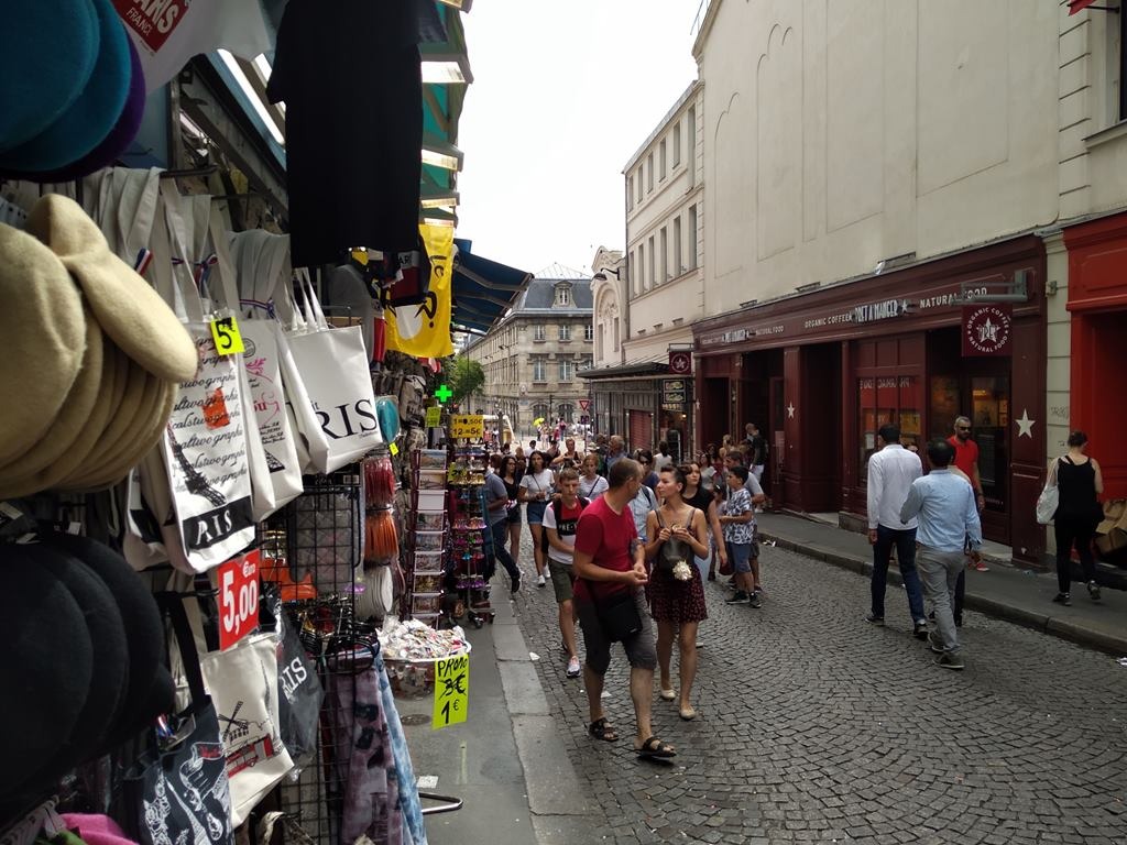 Paris em 10 dias, por Viviane Viaut - parte 1 No bairro de Monte Martre.