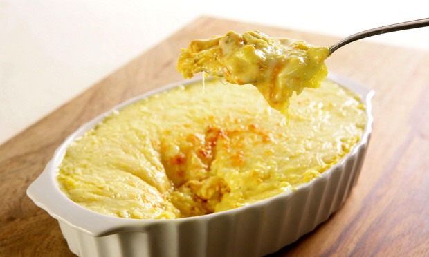 Receita de Domingo Frango com creme de milho.