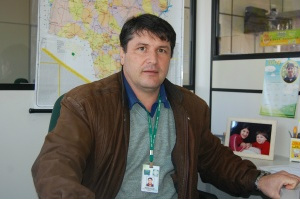 Detran de Amambai realiza reunião com despachantes O chefe do Detran, Rosevalde Arruda do Amaral.
