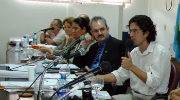 Geraldo Resende coordena Comissão Externa que visitou Dourados em 2005. (Edmir Conceição/Ricardo Minella)
