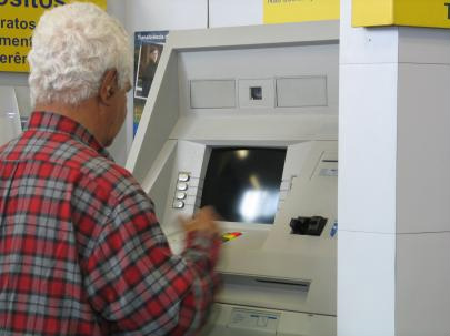 Empréstimo consignado a aposentados do INSS cresce 18% em 2010