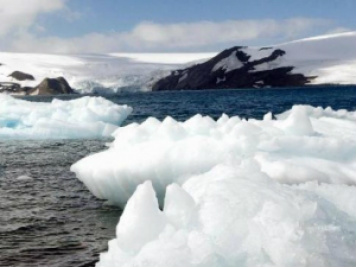 A Antártica é a maior reserva de água doce da Terra