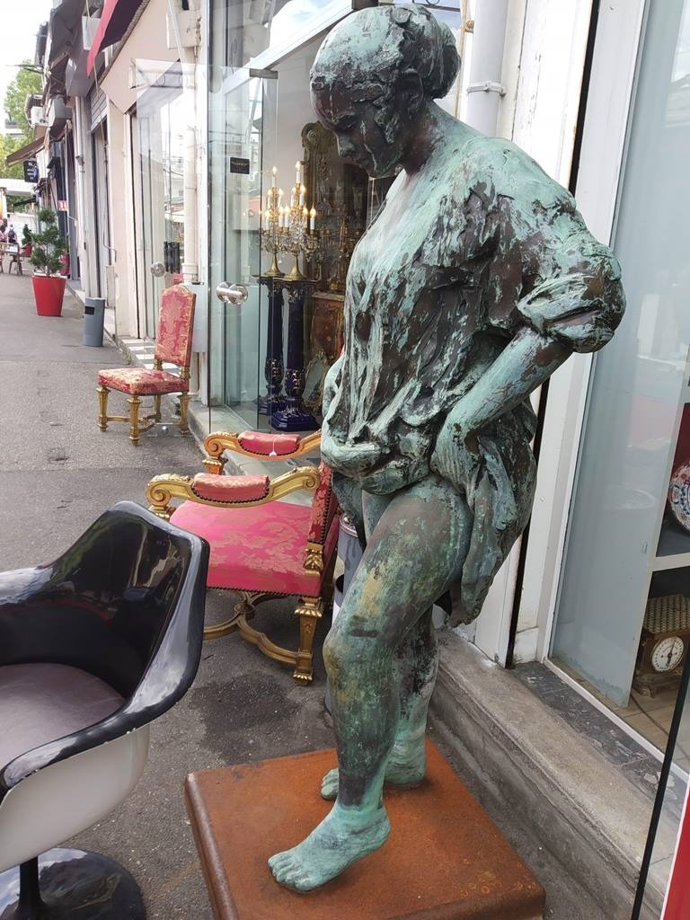 Paris em 10 dias, por Viviane Viaut - parte 1 O Mercado das Pulgas de Saint Queen é endereço certo para quem gosta de antiguidades, brechós, peças vintages, objetos de decoração e moda.