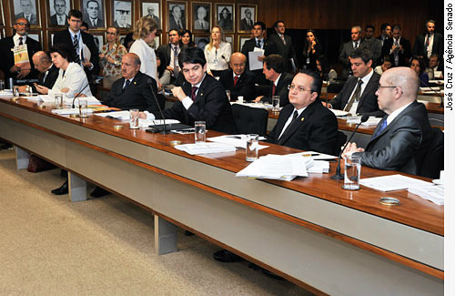 Aprovada uniformização de medidas socioeducativas para adolescente infrator