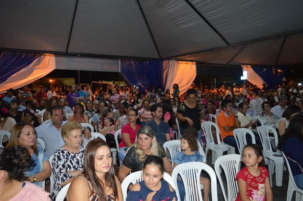 Cerca de 1000 pessoas estiveram presenciando as apresentações culturais / Foto: Moreira Produções