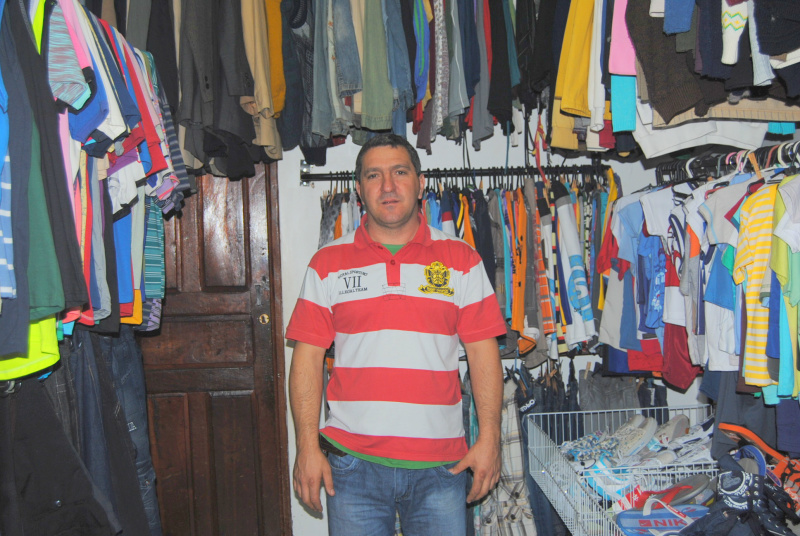 Comerciante Juliano Dlai.