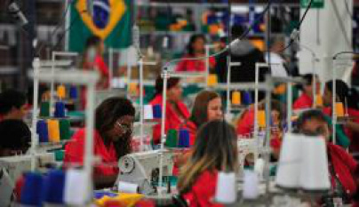 Produção industrial registra queda de 0,2% em setembro Produção industrial registra queda de 0,2% em setembro - Marcelo Camargo/Agência Brasil