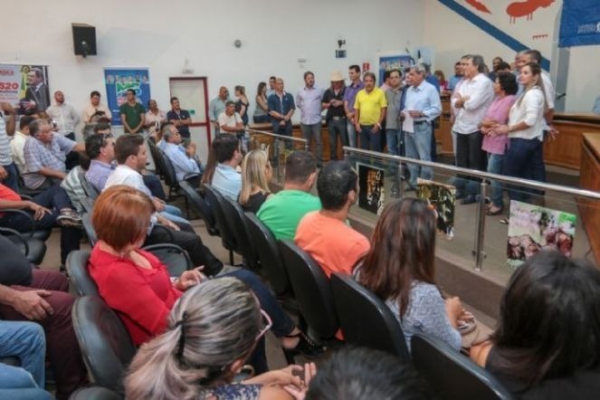 Falta de convicção em torno de nomes retarda estratégias de campanha em MS André durante encontro do MDB no interior (Foto: Divulgação)