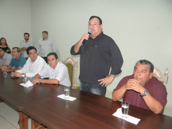 Dr. Bandeira é indicado como pré-candidato a prefeito de Amambai pelo PSDB Pré-candidato a prefeito de Amambai, Dr. Bandeira (PSDB)Foto: Moreira Produções
