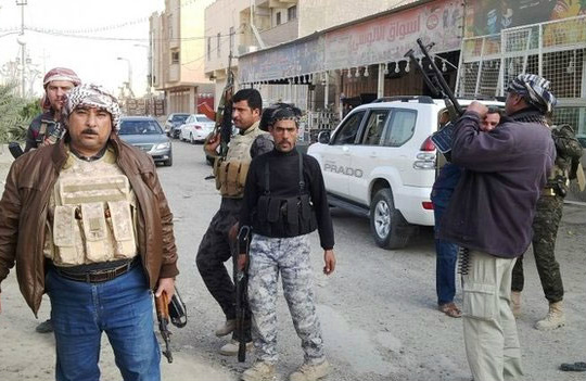 Forças de segurança e combatentes das tribos iniciaram se envolveram em confrontos em Ramadi