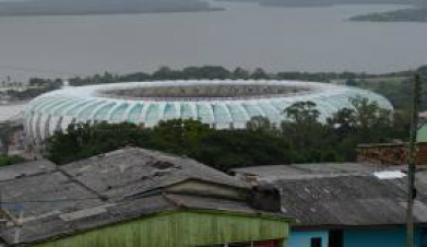 Holanda e Austrália, Chile e Espanha e Croácia e Camarões são jogos de hoje Holanda e Austrália jogam no Estádio Beira-Rio, em Porto Alegre Valter Campanato/Agência Brasil