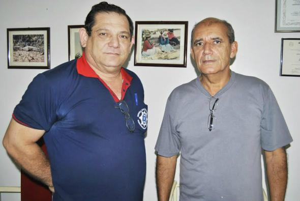 Simted de Amambai será representado em concurso de arroz carreteiro O sindicato estará sendo representado pela dupla formada pelos professores Cesar Guidotti e Ivo Silva Santana / Foto: Moreira Produções