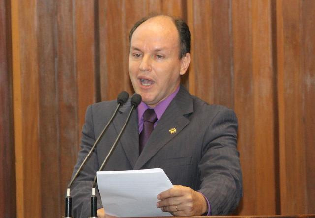 Paulo Duarte e Junior Mochi falam em nome das bancadas Deputado Junior Mochi