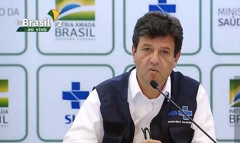 Ministro restringiu cloroquina a uso hospitalar: 