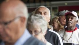 Expectativa de vida no país ainda está abaixo de países como Japão, Itália, Singapura e SuíçaArquivo/Marcelo Camargo/Agência Brasil