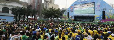 Tumulto interrompe show na Fifa Fan Fest em SP