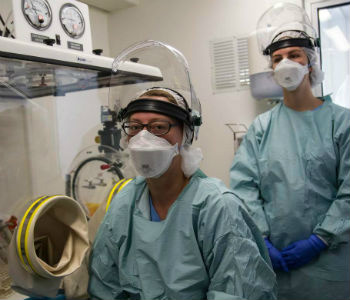 OMS garante que tanto a Serra Leoa quanto a Guiné tiveram menor incidência do vírus na comparação com a última semana de março. Foto: Unmeer