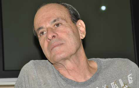 Ney Matogrosso faz novo show em Campo Grande