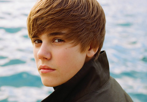 Justin Bieber, completa hoje 18 anos.