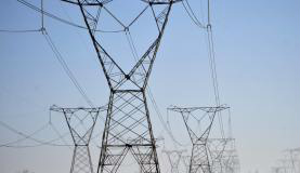Aneel faz leilão de linhas de transmissão de energia elétrica para 20 estados O leilão tem a finalidade de contratar serviços de linha de transmissão de energia em 20 estadosMarcelo Casal Jr/Agência Brasil