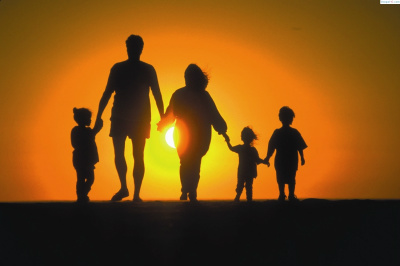 Católicos e evangélicos divergem na Câmara sobre Estatuto da Família Católicos e evangélicos divergem na Câmara sobre Estatuto da Família
