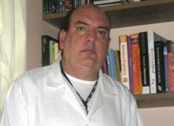 Pesquisador da UEMS avança no combate ao câncer Pesquisador Sandro Minguzzi.