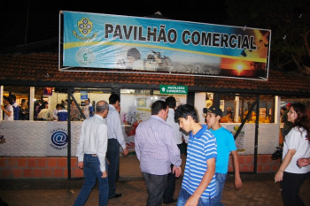 Empresário diz que participar da Expobai foi a melhor ideia que teve Pavilhão Comercial da Acia na Expobai.