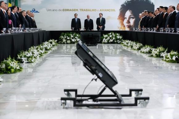 "Quero garantir total direito do trabalhador" Reunião ministerial para balanço de um ano de governo do presidente Michel Temer Beto Barata/PR