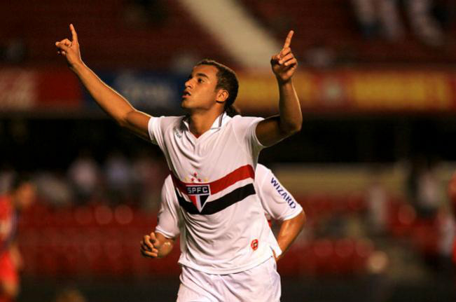 Lucas diz que teve esforço recompensado com a vitória Lucas diz que teve esforço recompensado com a vitória