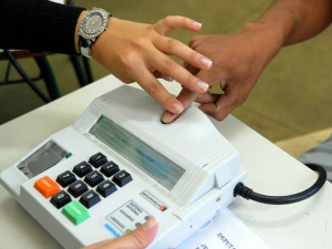 Dez milhões de eleitores serão recadastrados