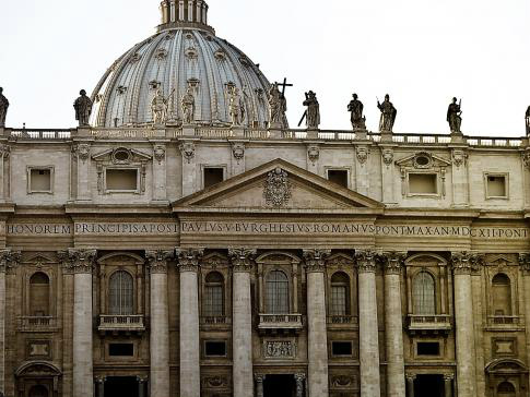 Até a eleição do sucessor de Bento XVI, o nome do papa não será mencionado
