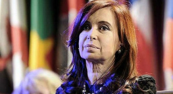 Cristina Kirchner depõe à Justiça argentina em processo de lavagem de dinheiro Cristina Kirchner depõe à Justiça argentina em processo de lavagem de dinheiro