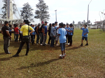 Crianças da Banda Mirim e Pro Jovem visitam Expobai Crianças da Banda Mirim e Pro Jovem visitam Expobai