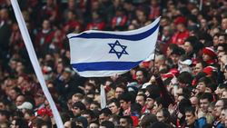 Campeonato israelense ignora judaísmo e terá jogos aos sábados Após meses de intensa polêmica e discussão entre entidades políticas e de futebol, foi decidido que o campeonato israelense poderá ter jogos aos sábados