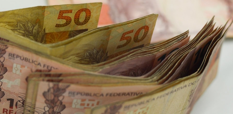 Entre as diferentes modalidades, o crédito pessoal recuou para 3,5%.