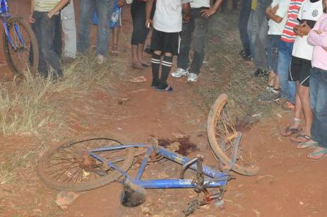 Foto: Pedro Juan NewsUma das crianças brincava com a bicicleta no momento do acidente