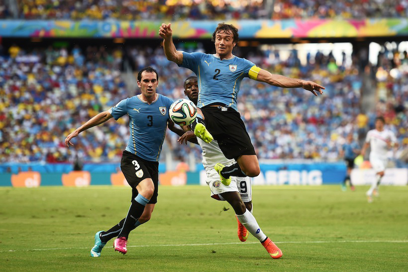 Capitão do Uruguai, Lugano está fora da partida contra a Inglaterra