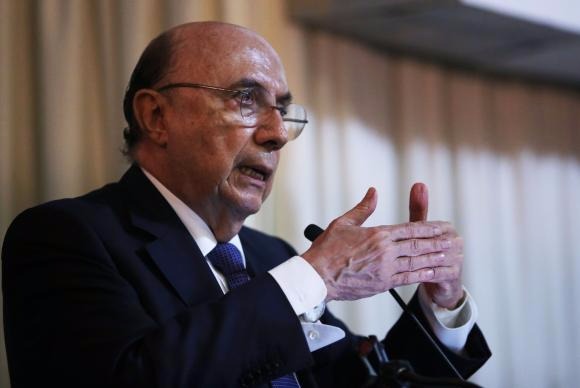 Meirelles: reforma da Previdência não deve ficar para o próximo presidente Meirelles