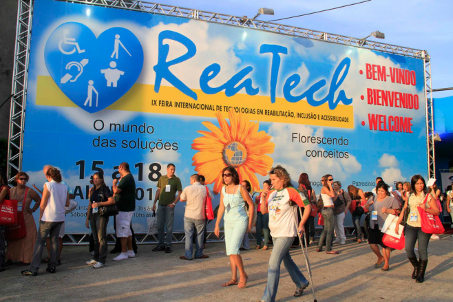 300 marcas da indústria nacional e internacional expondo aplicativos, adaptações veiculares, cadeiras de rodas elétricas, próteses e órteses, aparelhos auditivos, produtos ortopédicos e materiais hospitalares / Foto: Divulgação