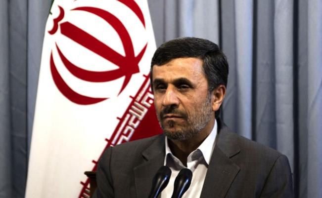 Ahmadinejad acusa EUA de usar atentado para justificar guerras